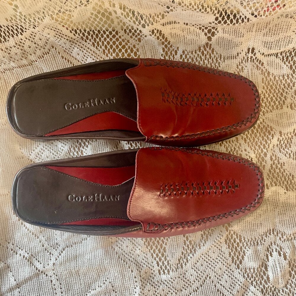 ALL SHOE SALE: VINTAGE COLE HAAN. From the 1999 Collection. Loafer/Mule. 6.5B